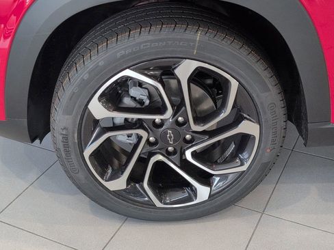 New 2026 Chevrolet Trax RS w/ Driver Confidence Package FWD image 9