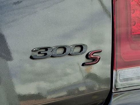 Used 2022 Chrysler 300 S RWD image 31