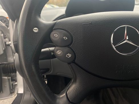 Used 2004 Mercedes-Benz SL 55 AMG image 27