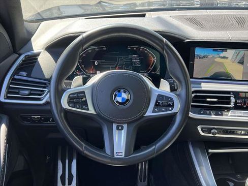 Used 2022 BMW X5 xDrive40i w/ Premium Essential Package image 18