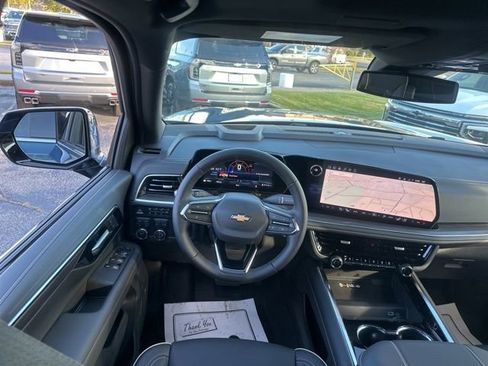 New 2026 Chevrolet Suburban Premier w/ Sun And Tow Package image 27