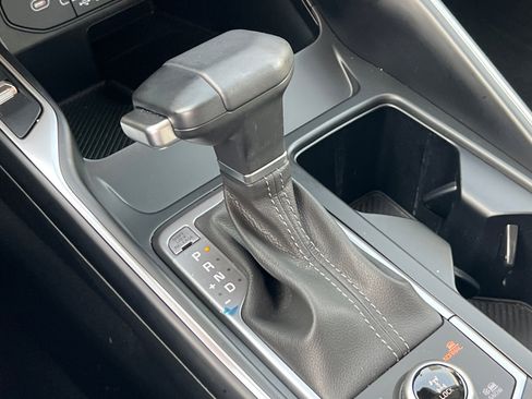 Certified 2025 Kia Sorento S image 26