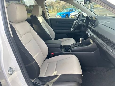 Used 2025 Honda CR-V LX image 12