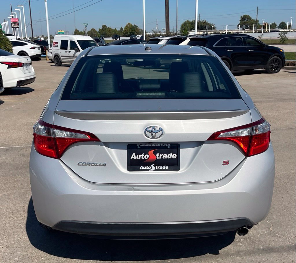 Used 2016 Toyota Corolla S w/ Driver Convenience Package FWD image 9