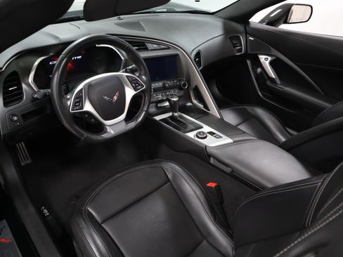 Used 2019 Chevrolet Corvette Grand Sport w/ Carbon Flash Badge Package image 17