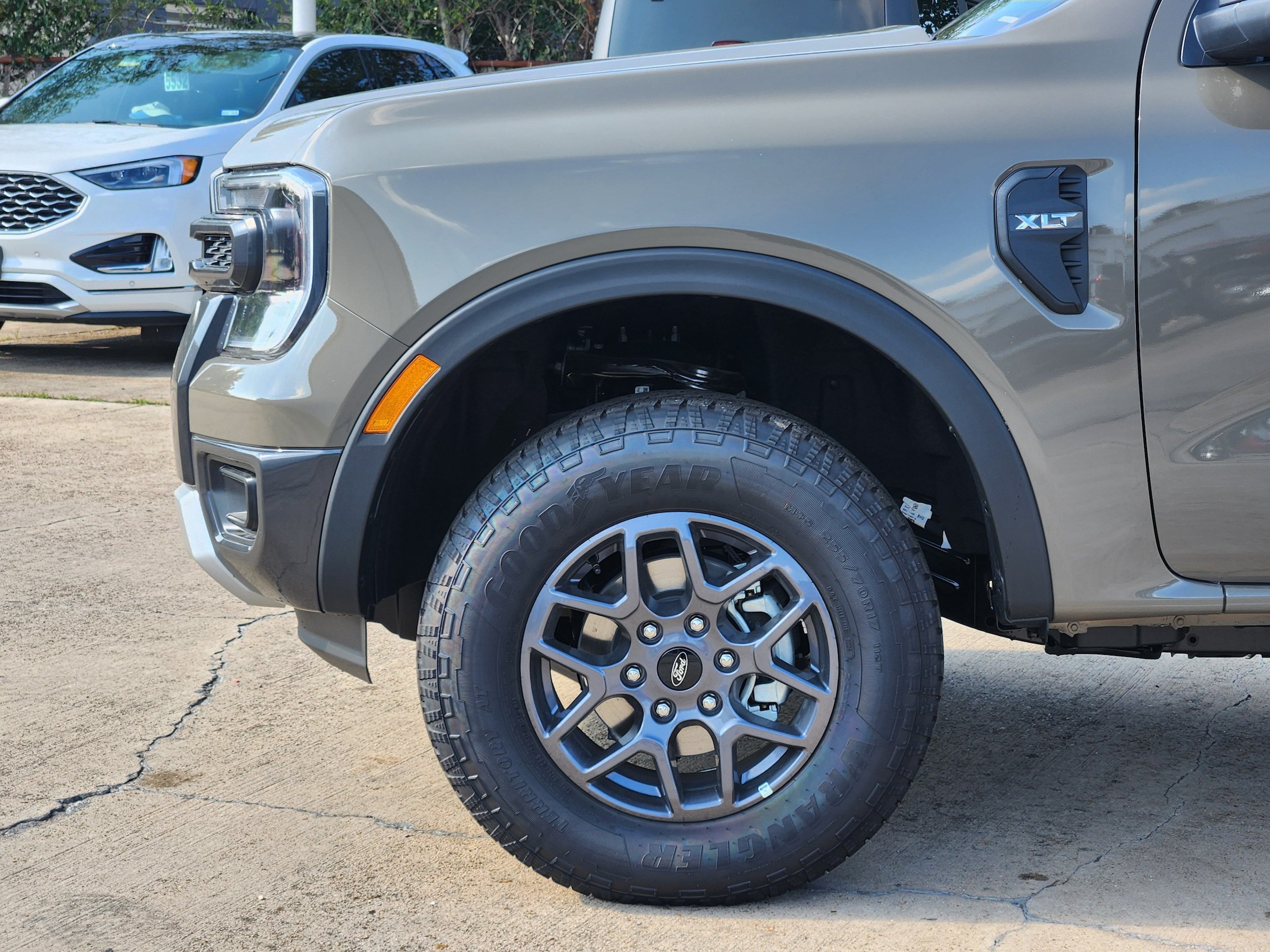 New 2026 Ford Ranger XLT w/ Trailer Tow Package RWD image 6