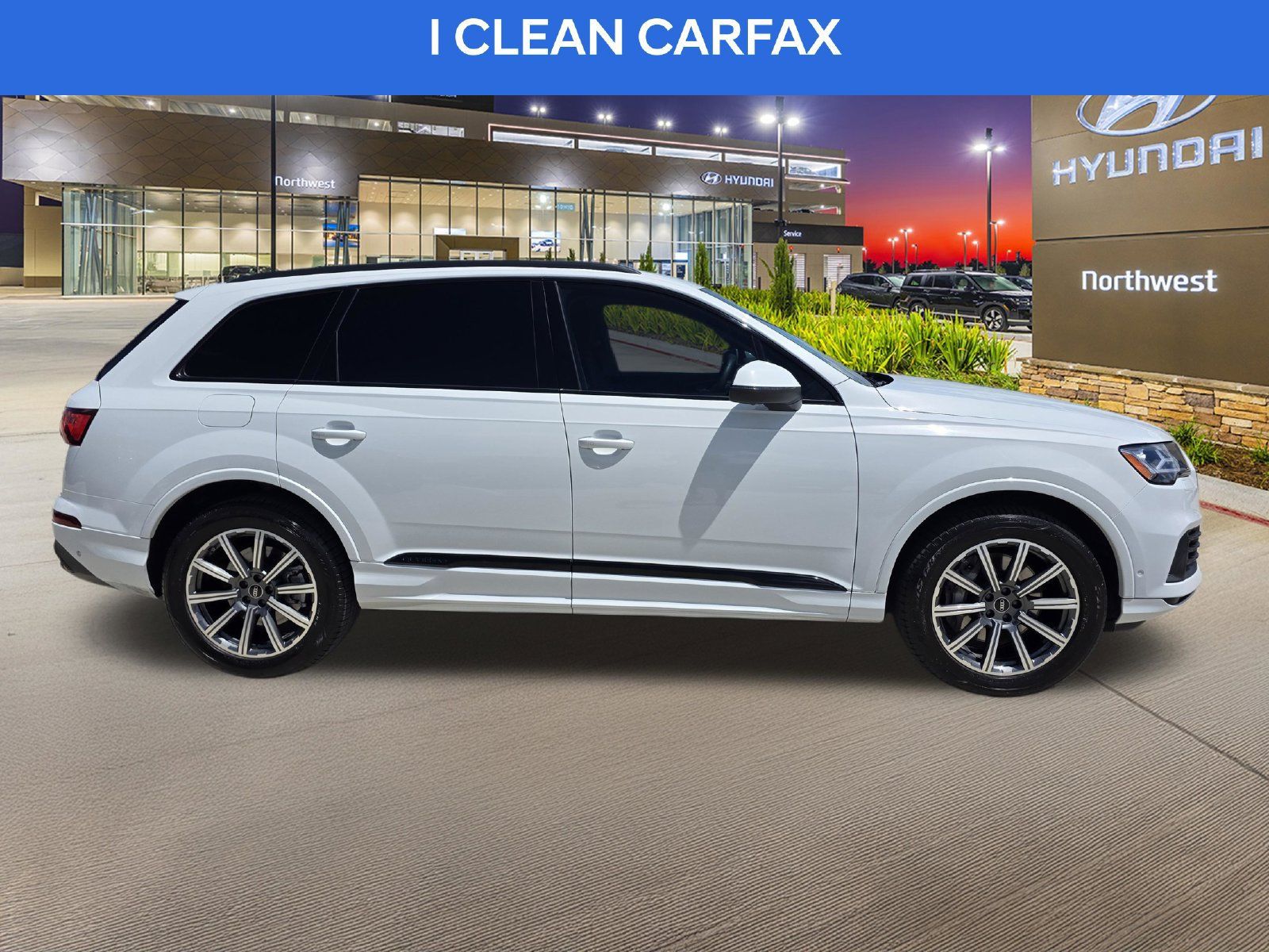 Used 2023 Audi Q7 2.0T Premium Plus w/ Premium Plus Package AWD/4WD image 6