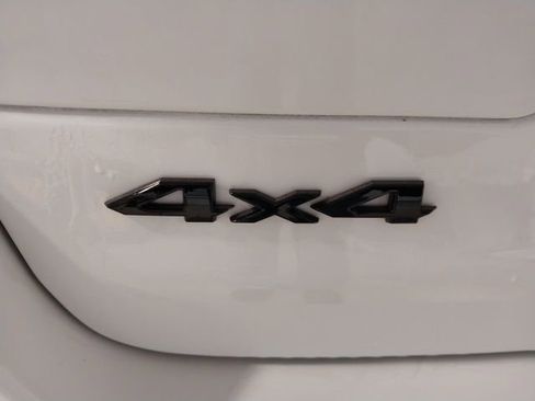 New 2025 Jeep Grand Cherokee Limited image 24