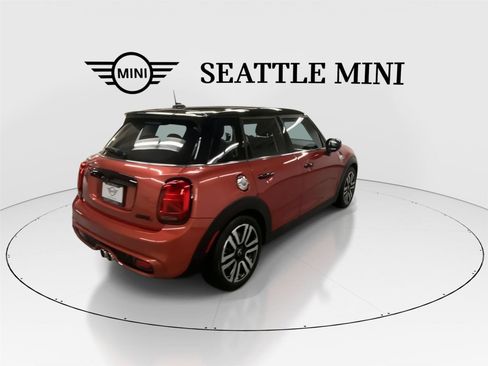 Used 2021 MINI Cooper S w/ Coral Red Edition FWD image 11
