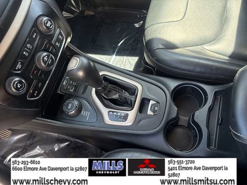 Used 2016 Jeep Cherokee High Altitude AWD/4WD image 18