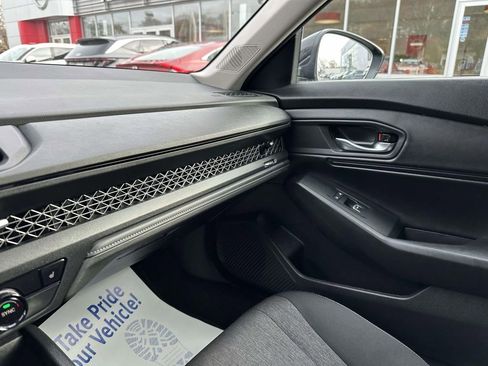 Used 2024 Honda Accord EX image 29