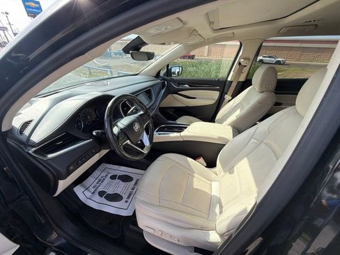 Used 2022 Buick Enclave Premium w/ Experience Buick Package FWD image 9