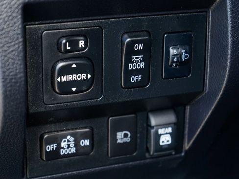 Used 2021 Toyota Tundra SR5 w/ TRD Off-Road Plus Package image 19