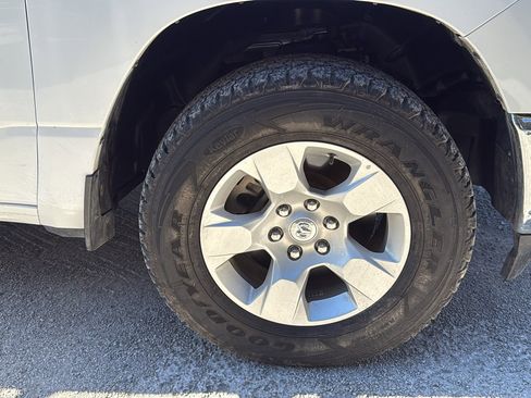 Used 2022 RAM 1500 Big Horn image 32