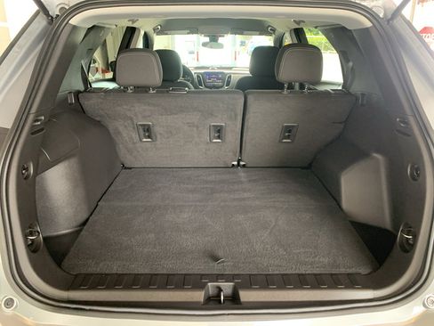 Used 2023 Chevrolet Equinox LS w/ LS Convenience Package FWD image 8