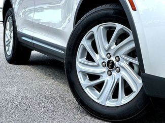 Used 2023 Lincoln Corsair FWD video 2