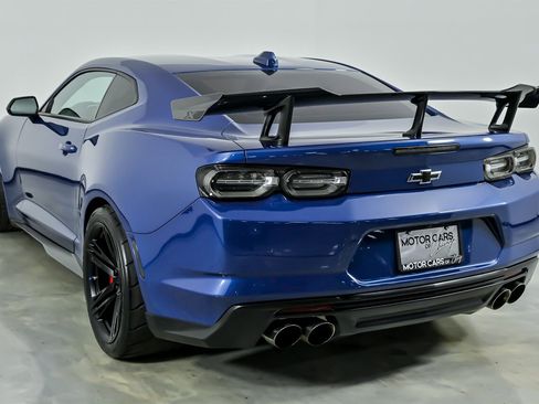 Used 2021 Chevrolet Camaro ZL1 image 10