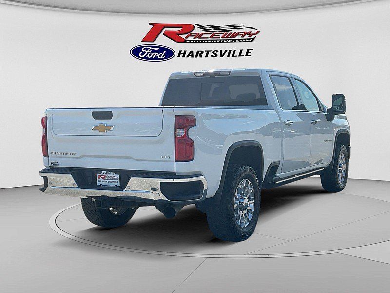 Used 2024 Chevrolet Silverado 2500 LTZ w/ LTZ Plus Package AWD/4WD image 6