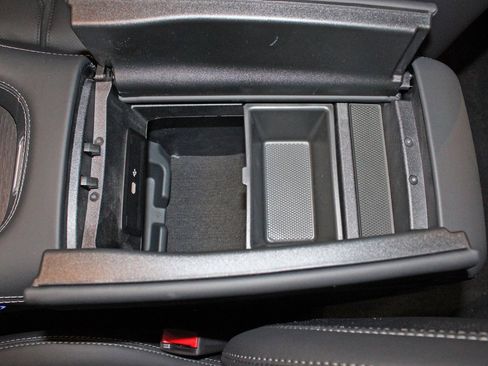 Certified 2025 Mercedes-Benz GLE 53 AMG GLE 53 AMGﾮ image 27