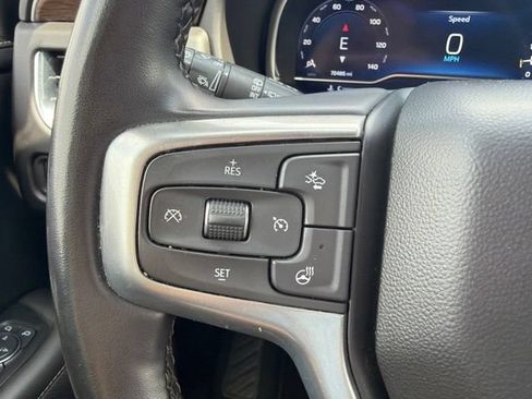 Used 2024 Chevrolet Tahoe Premier AWD/4WD image 31