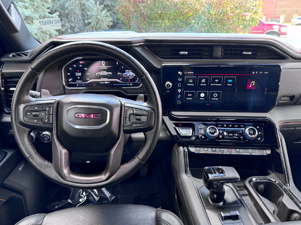 Used 2024 GMC Sierra 1500 AT4 w/ Technology Package AWD/4WD image 30