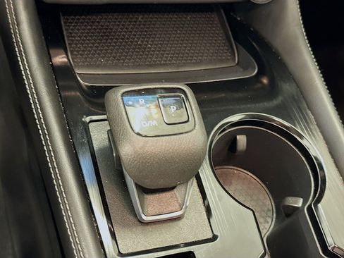 Used 2023 Nissan Rogue SL w/ SL Premium Package image 25