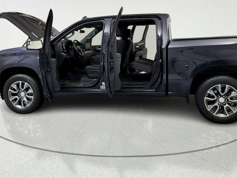 Used 2024 Chevrolet Silverado 1500 LT AWD/4WD image 10
