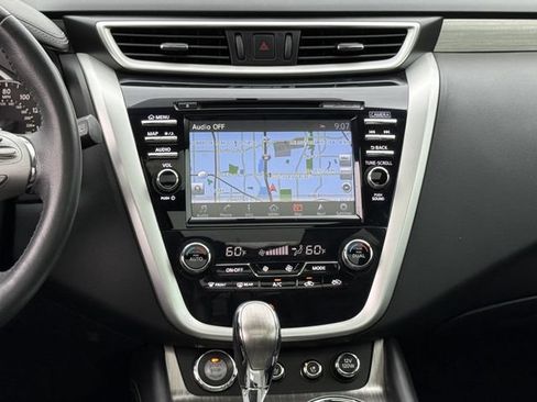 Used 2017 Nissan Murano Platinum w/ Platinum Technology Package FWD image 17