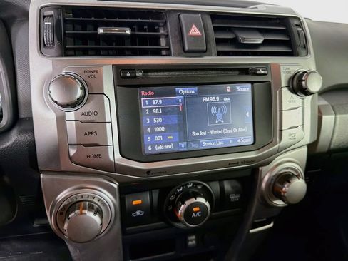 Used 2017 Toyota 4Runner SR5 RWD image 18