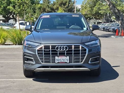 Used 2021 Audi Q5 Prestige w/ Prestige Package AWD/4WD image 2
