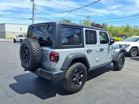 Used 2022 Jeep Wrangler Unlimited Sport AWD/4WD image 4