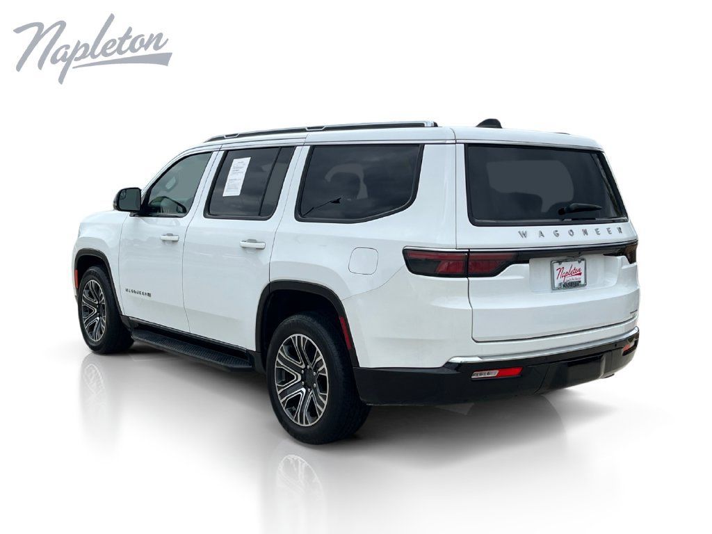 Used 2024 Jeep Wagoneer Series II w/ Flexible Seating Group AWD/4WD image 3