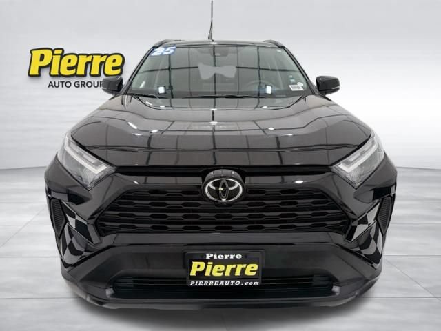 Used 2025 Toyota RAV4 XLE FWD image 7