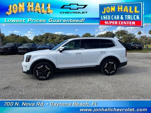 Used 2023 Kia Telluride S image 4