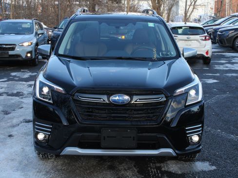 Used 2023 Subaru Forester Touring image 2