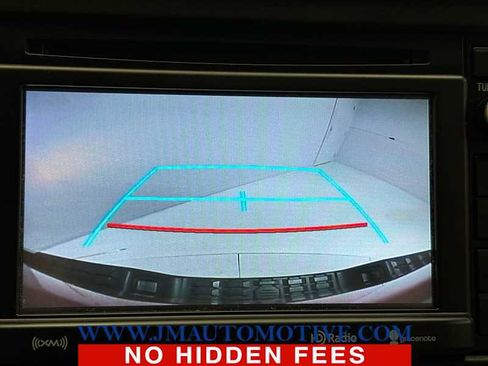 Used 2017 Toyota Tacoma SR5 image 30