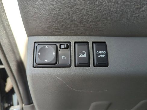 Certified 2019 Nissan Frontier SL image 39