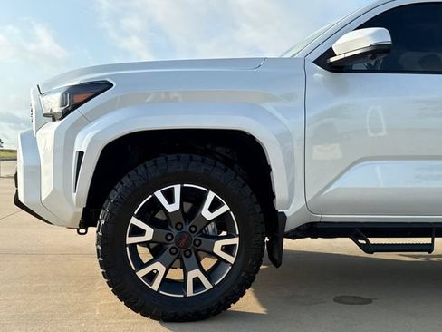 Used 2025 Toyota 4Runner TRD Sport Premium AWD/4WD image 5