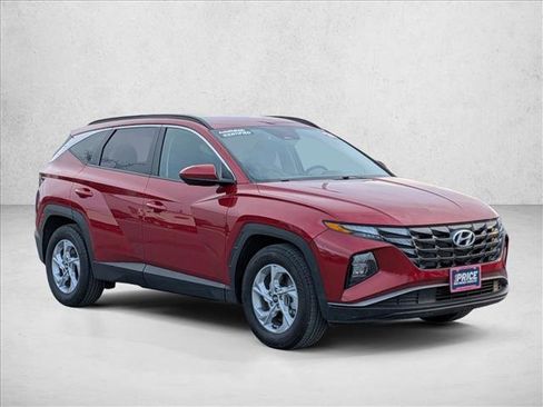 Used 2024 Hyundai Tucson SEL image 3