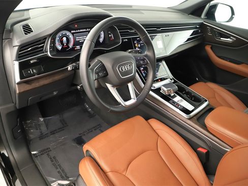 Certified 2025 Audi Q8 Prestige w/ Prestige Package image 15