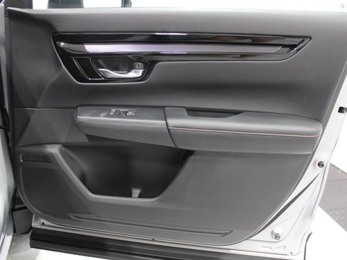 Used 2023 Honda CR-V Sport Touring image 25