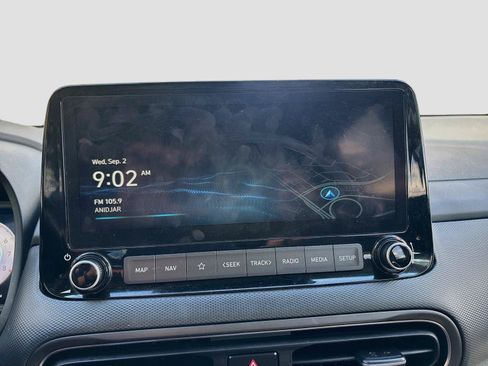 Used 2023 Hyundai Kona Limited w/ Cargo Package FWD image 9