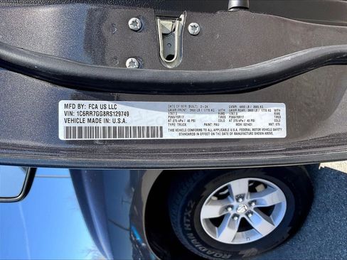 Used 2024 RAM 1500 Classic SLT AWD/4WD image 30