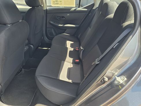 Certified 2025 Nissan Sentra SV FWD image 11