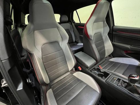 Used 2022 Volkswagen GTI SE FWD image 12
