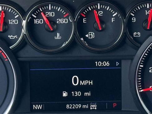 Used 2019 Chevrolet Silverado 1500 LT w/ Texas Edition image 14