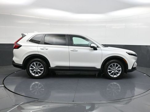 Used 2026 Honda CR-V EX image 3