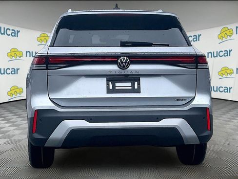 New 2026 Volkswagen Tiguan S image 6