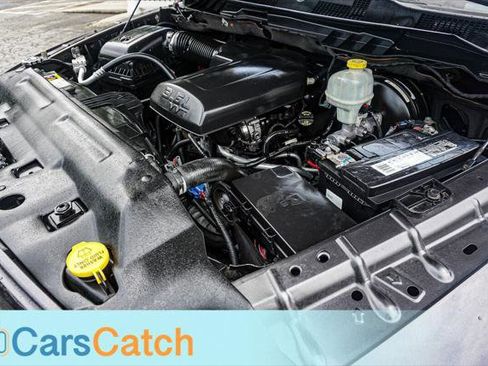 Used 2015 RAM 1500 Express RWD image 31