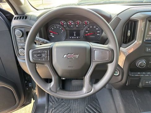 New 2026 Chevrolet Silverado 1500 Custom Trail Boss w/ LPO, Dark Essentials Package image 16